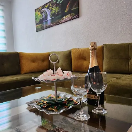Luxury Bulevar Apartment